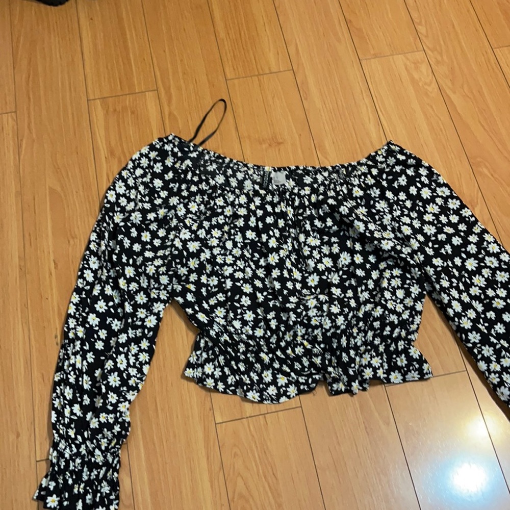 Daisy crop top